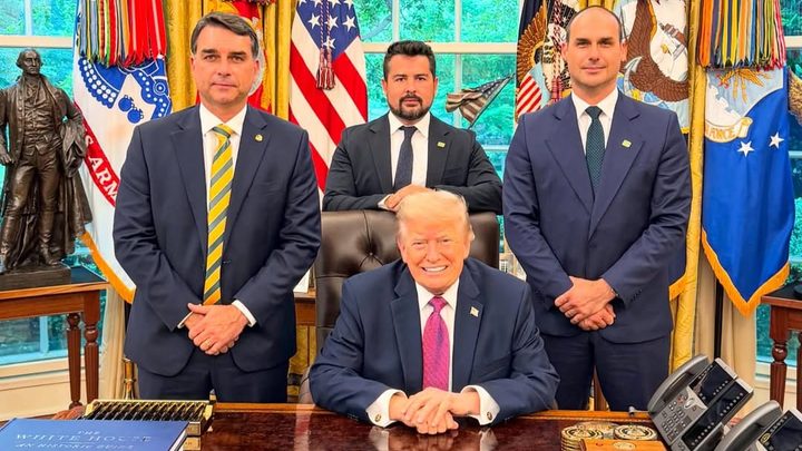 Trump se deslinda de Flávio Bolsonaro tras darle asilo en EU: ‘No voy a involucrarme’