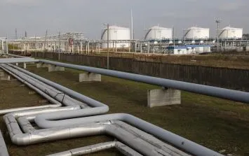 El efecto en los precios del petróleo tras la reapertura total del estrecho de Ormuz