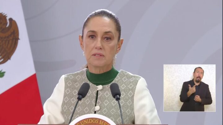 Sheinbaum afirma que instruyó a los cónsules a realizar visitas diarias a los centros del ICE tras la muerte de 15 mexicanos