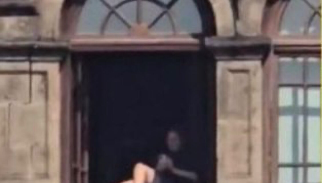 Florencia Franco deja cargo por polémica en Palacio Nacional; imágenes tomando el sol marcan su renuncia