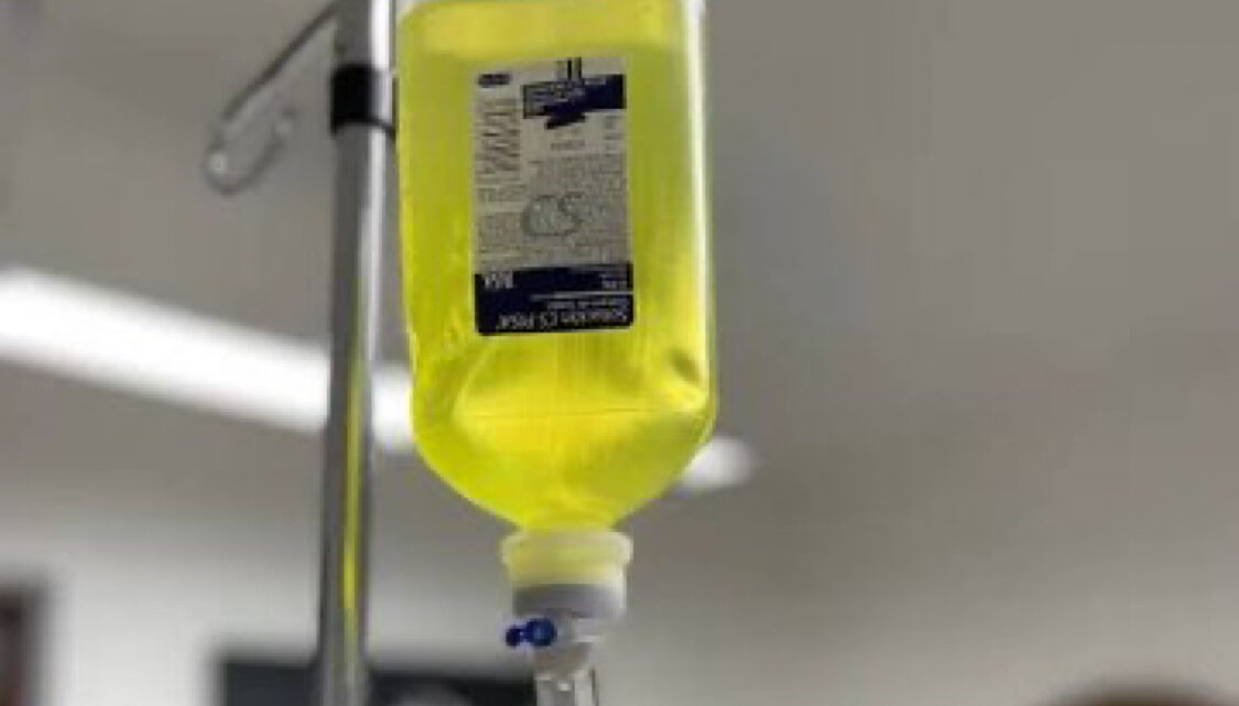 Crece número de afectados por sueros vitaminados en Sonora; la mayoría presentó falla multiorgánica