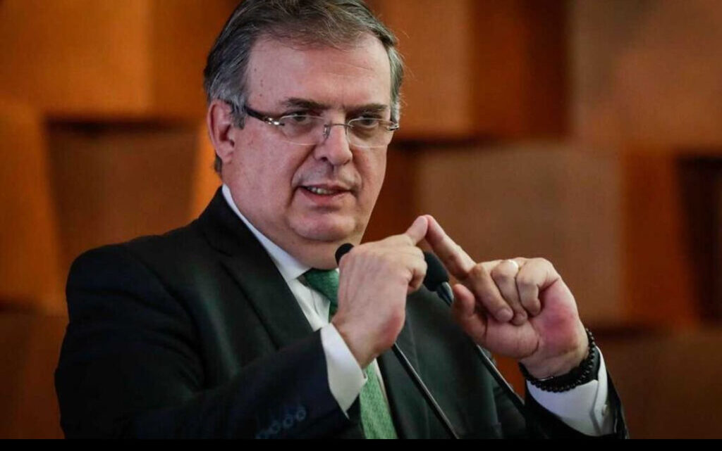 Sheinbaum descarta salida de Ebrard de Economía, pese a investigación por alojar a su hijo en la embajada de Londres