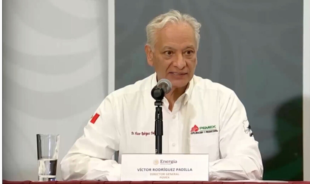 Exigen comparecencia del director de Pemex por derrame