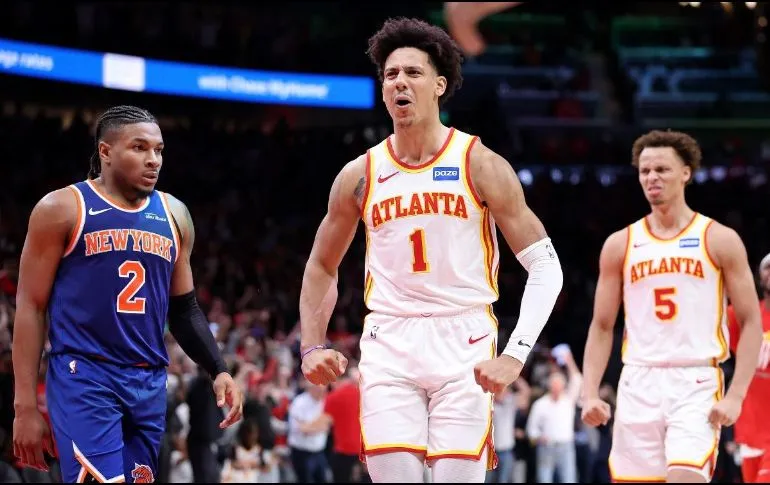 Hawks rescatan una victoria agónica