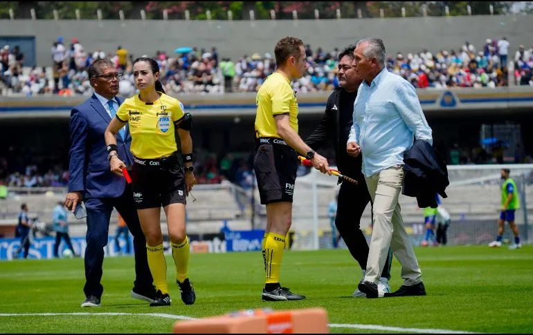 Sergio Bueno desata polémica por reacción contra Katia Itzel García