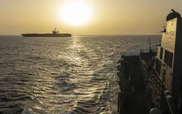 Irán reabre el estrecho de Ormuz hasta el fin del alto el fuego con EU