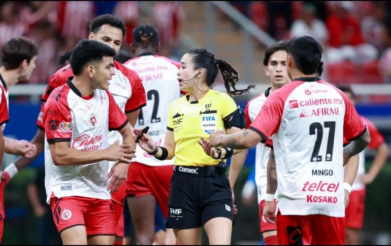 Toman decisión sobre Katia García tras polémica marcación en el Chivas vs Xolos