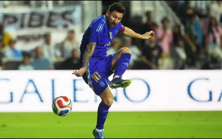 Demandan a Messi y la AFA por no jugar amistoso en EU