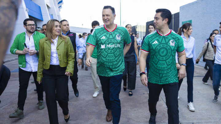 Mauricio Kuri y Felifer Macías anuncian Zona Fest para el Mundial 2026
