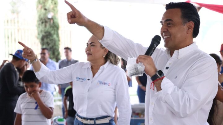 Celebra Luis Nava Día del Niño en La Barreta