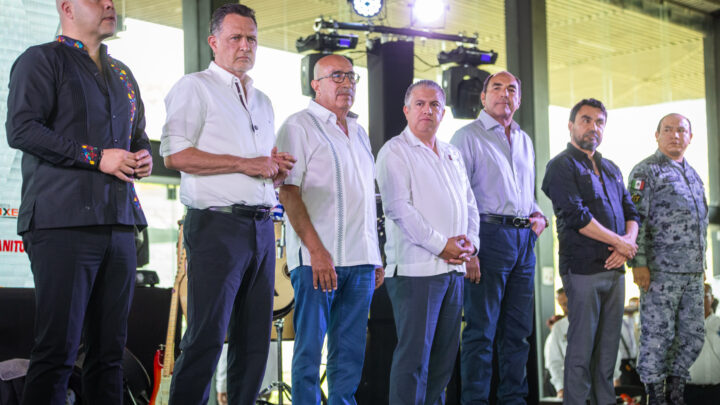 Refrenda Gobernador alianza con sector de la construcción