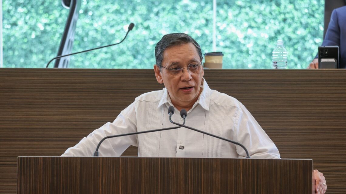 Desde tribuna, Ulises Gómez de la Rosa impulsa acceso a vivienda social en Querétaro, mediante desincorporación de predio en Tequisquiapan