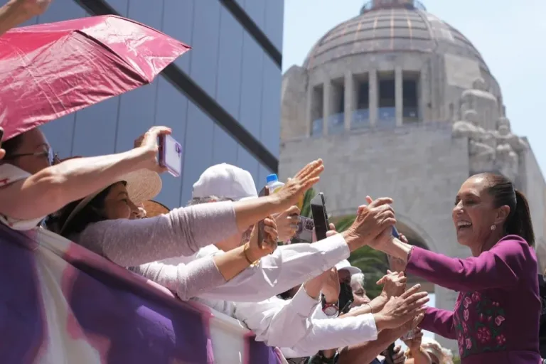 Ante señalamientos, Claudia Sheinbaum critica gobiernos panistas