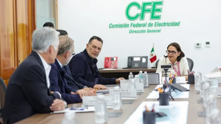 Kuri y CFE acuerdan atender cortes de energía en Querétaro