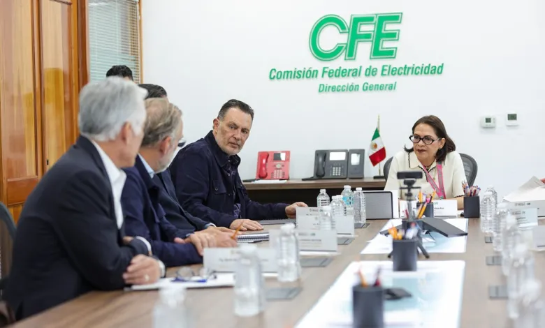 Kuri y CFE acuerdan atender cortes de energía en Querétaro
