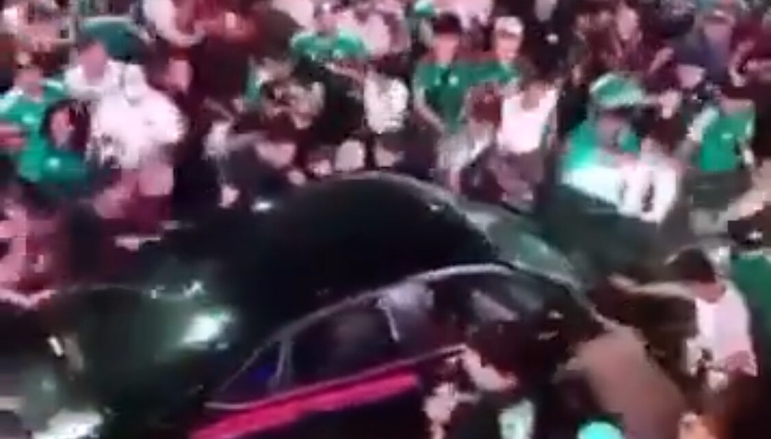 Muere conductor que arrolló a multitud en festejos en Los Cabos