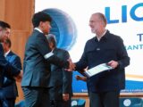 Encabeza Marco Del Prete entrega de licencias a técnicos aeronáuticos