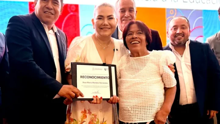 USEBEQ reconoce a 565 trabajadores de apoyo a la educación básica
