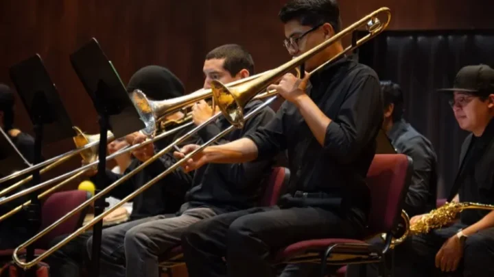 Big Band de la UAQ clausura temporada con jazz y ritmos afrocaribeños