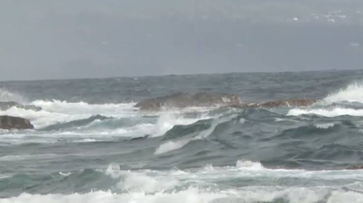 Tormenta tropical “Lala” podría convertirse en huracán mientras avanza hacia Hawái