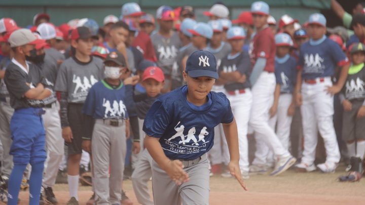 MLB pone la mira en niños desde los 11 años: una investigación revela acuerdos millonarios antes de la edad permitida