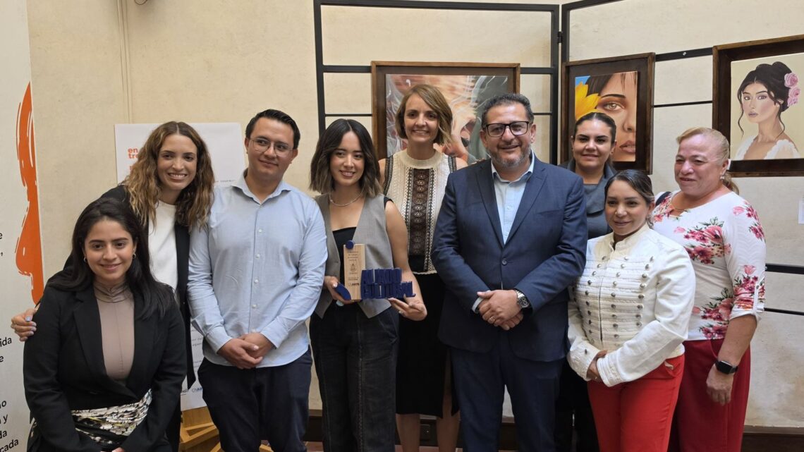 Inaugura López Birlain en el CEART la Galería RAQ
