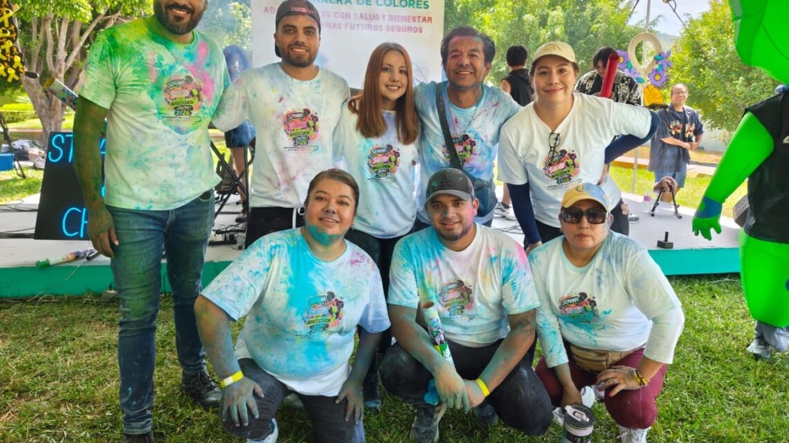 Promueven estilos de vida saludables entre adolescentes con la Carrera de Colores en Jalpan de Serra