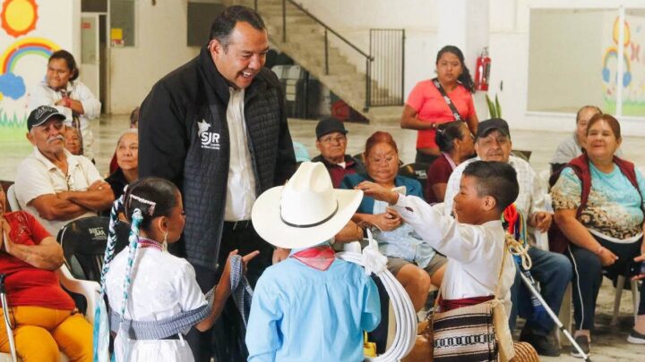 Roberto Cabrera Valencia, visitó el Polo de Desarrollo de La Llave