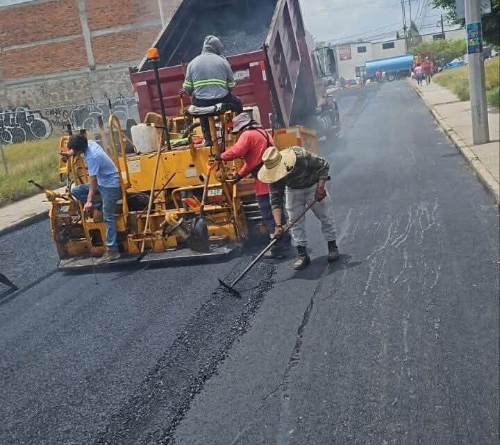 Concluye Municipio el reencarpetado de la avenida La Esmeralda,