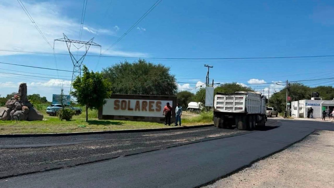 rehabilitan vialidades en en Fraccionamiento La Esmeralda y Solares Banthí