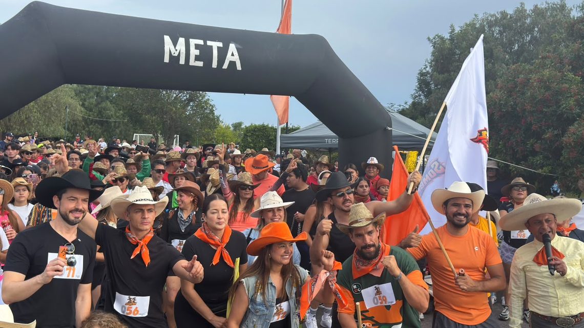 SombreRun reúne a 600 personas en Corregidora