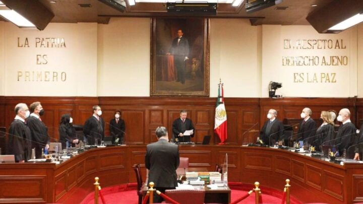 Avanza reforma de Sheinbaum para prohibir doble nacionalidad a candidaturas