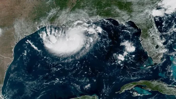 Tormenta tropical Edouard se forma en el Golfo de México.