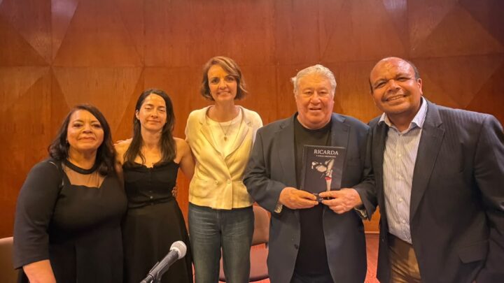 Presentan en el CEART el libro Ricarda y otras obsesiones