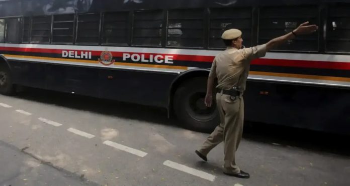 Líder de las “Cucarachas” es detenido en Nueva Delhi